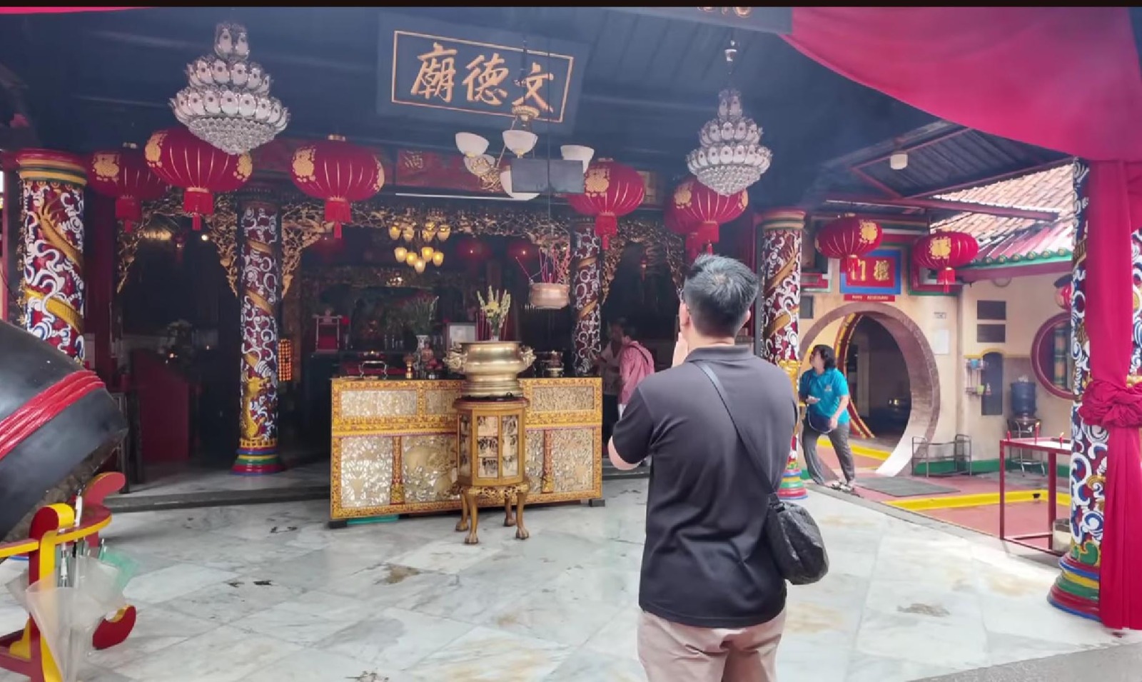 Dari jalur perdagangan laut, misi diplomatik, hingga asimilasi sosial budaya, peninggalan budaya Tiongkok bukan hanya sekadar simbol sejarah