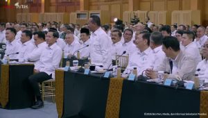 ilustrasi hukum dan kebijakan sektor pangan energi AI