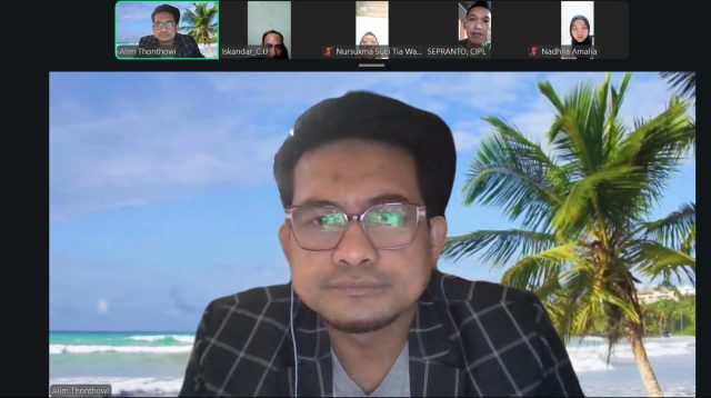 Tangkapan layar kelas pelatihan hukum online via platform video conference