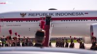 pesawat-kepresidenan-indonesia-di-paris Pesawat Kepresidenan Indonesia di Paris dengan balutan warna merah putih terparkir elegan di landasan udara