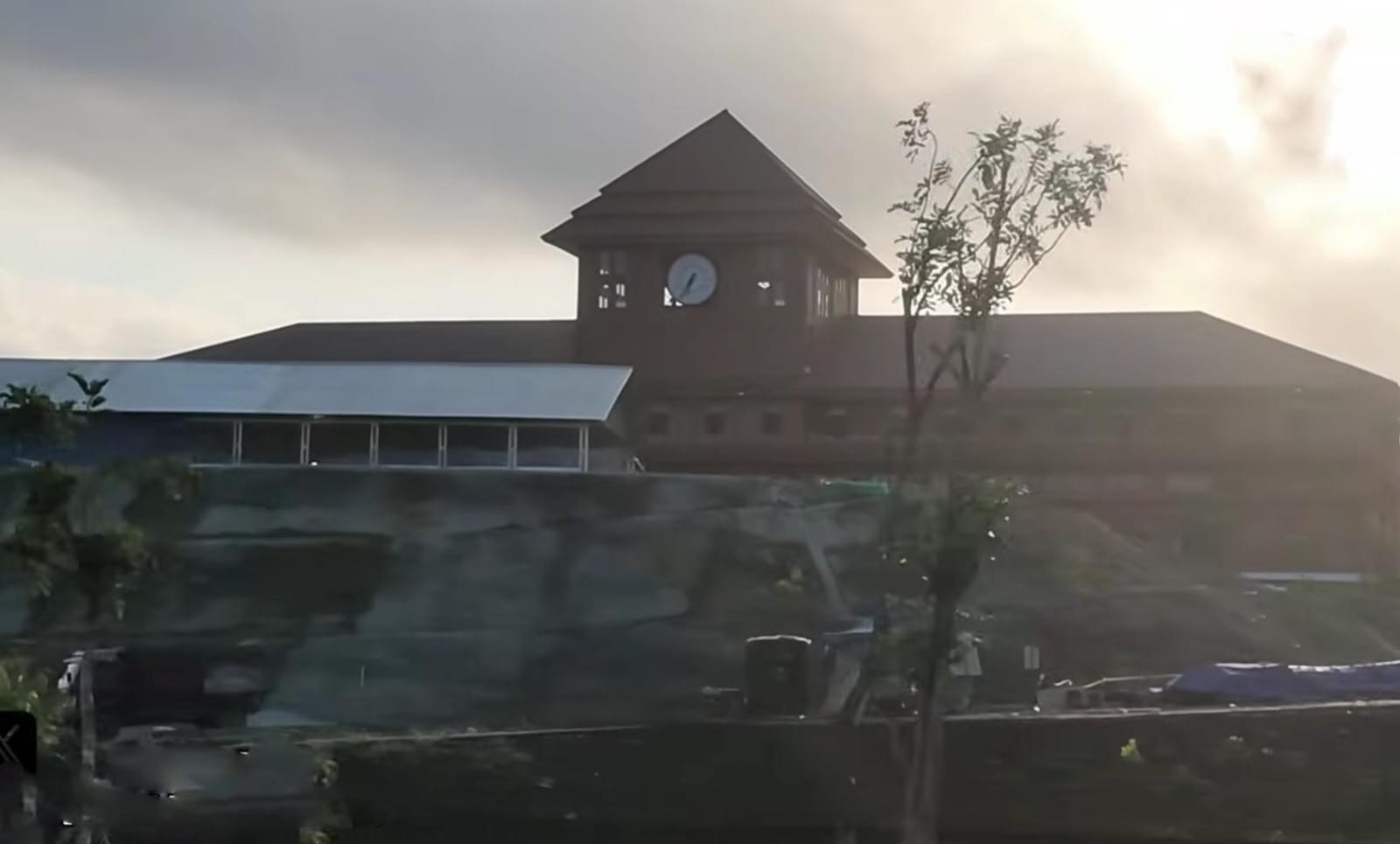 Struktur fisik dan bangunan kampus pendidikan SMA Taruna Nusantara IKN yang berada di Ibu Kota Nusantara