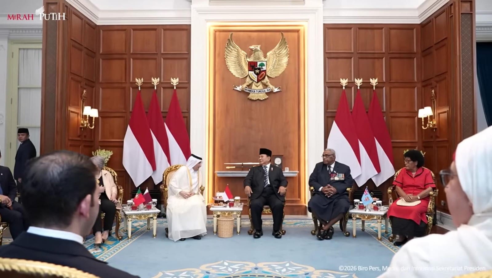 Presiden RI menerima surat kepercayaan duta besar dalam rangka memperkuat diplomasi Prabowo