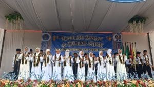 Suasana khidmat prosesi wisuda 26 santri generasi pertama SD Muhammadiyah Serbelawan atau SD Muhasaba.