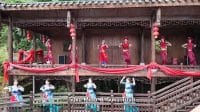 Pertunjukan tari tradisional etnis Tujia dan Miao sebagai bentuk diplomasi pariwisata budaya Enshi Tiongkok