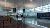 Kemegahan arsitektur Bandara Internasional Wuhan Tianhe di Tiongkok tengah yang melayani jutaan penumpang