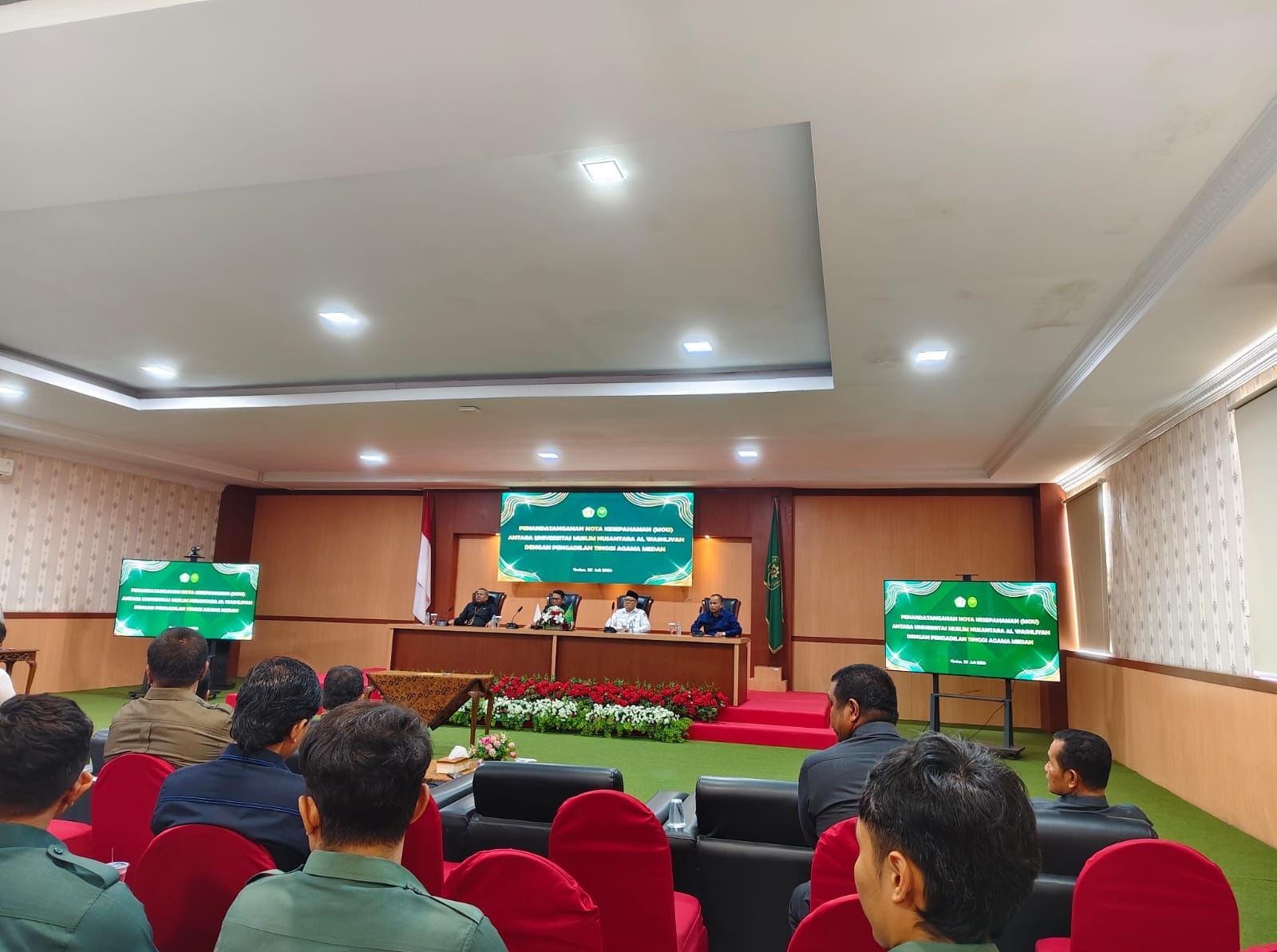 Penandatanganan MoU kerja sama PTA Medan UMN Al-Washliyah untuk perkuat pendidikan hukum dan persatuan umat